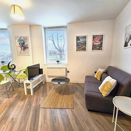 The Post House One By Fortuna Property Gloucester Extérieur photo