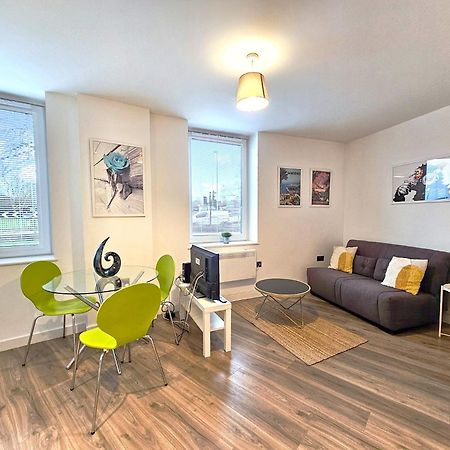 The Post House One By Fortuna Property Gloucester Extérieur photo