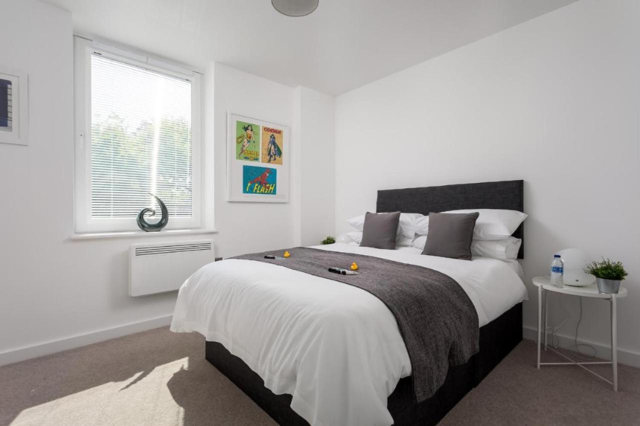The Post House One By Fortuna Property Gloucester Extérieur photo